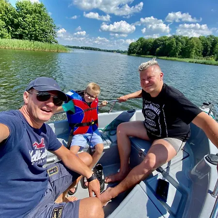 Z Basenem Na Mazurach * Gize